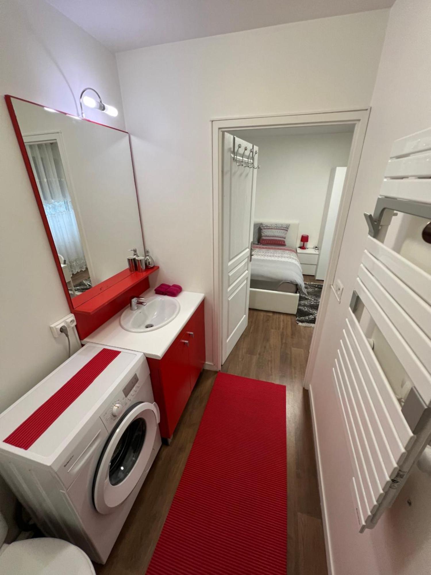 2 Pieces Proche Du Centre Paris 15 Min Apartment Рони-су-Боа Екстериор снимка