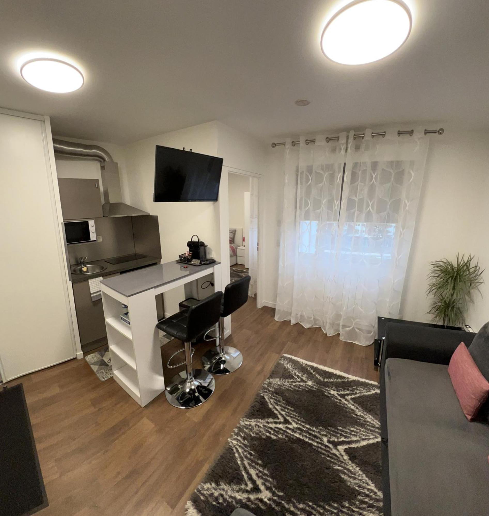 2 Pieces Proche Du Centre Paris 15 Min Apartment Рони-су-Боа Екстериор снимка